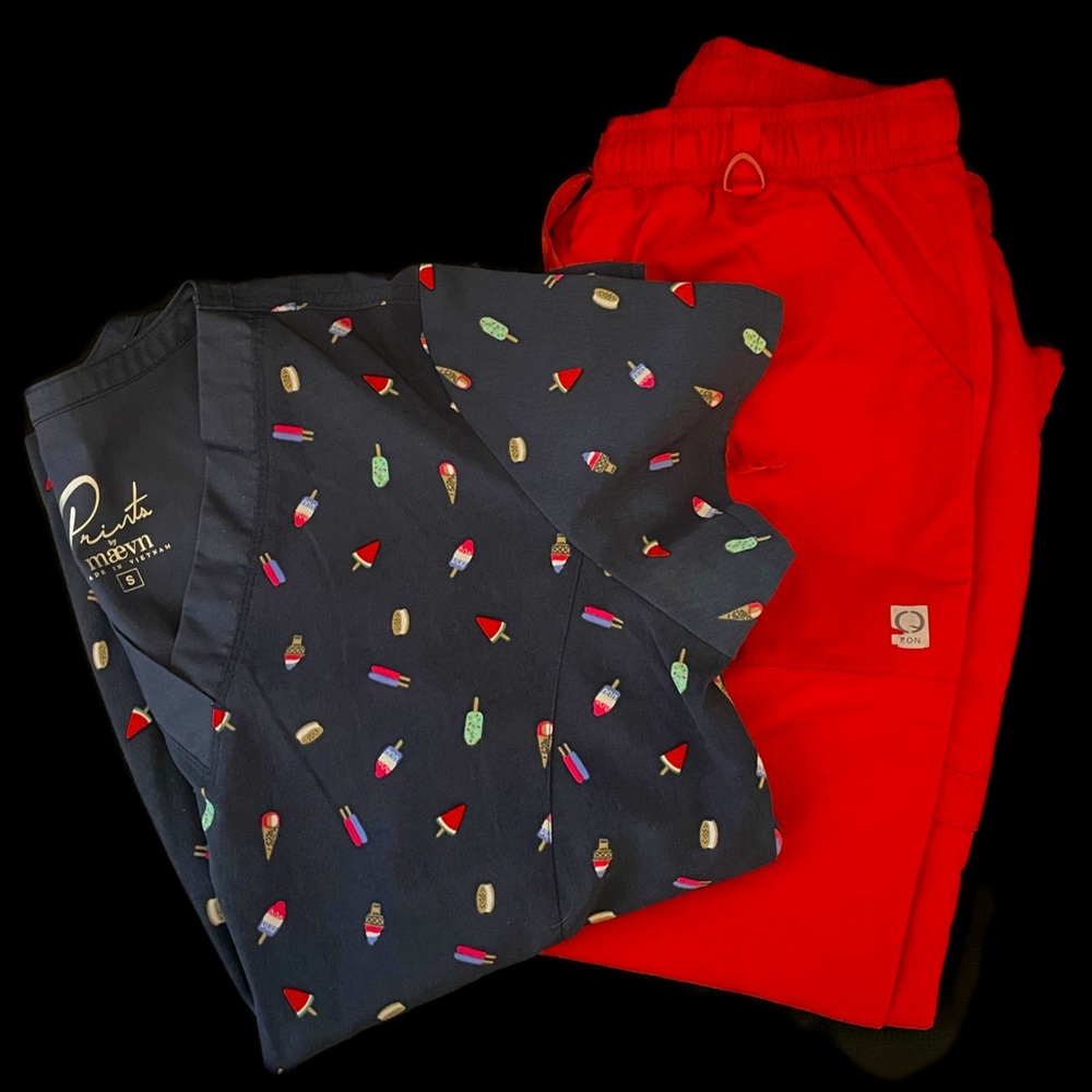 🏥Scrubs🏥 Red Scrub Pant Small + Scrub Top Prints by Maevn Uniforms Small